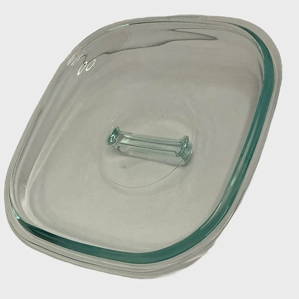 PYREX 680-C Clear Square Lid with Fin Handle